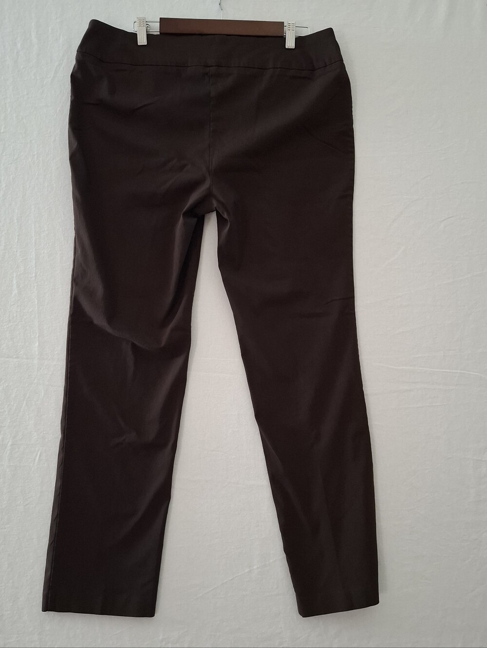 Chicos So Slimming Pull On Slim Leg Stretch Pant Dark Brown Size 3 (XL/16) - Picture 5 of 10
